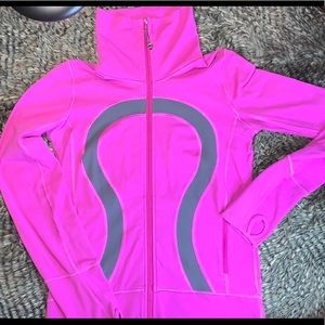 Lululemon Stride Jacket in Violaceous Coal
